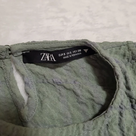 Zara Green Long Sleeve Flutter Sundress - Picture 3 of 9